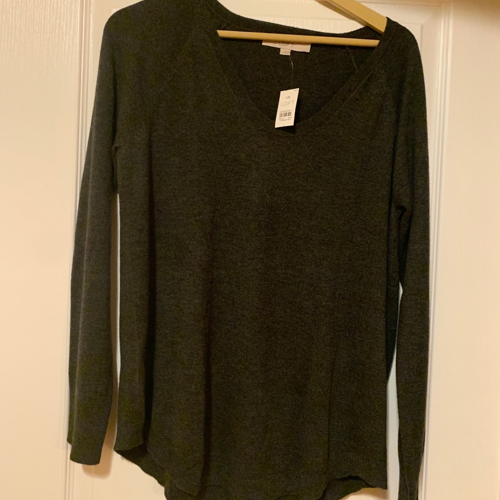 LOFT Charcoal Grey scoop neck sweater NWT
